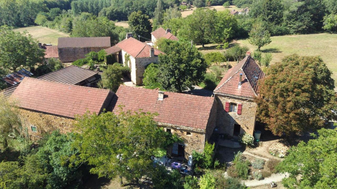 La Libellule&Le Papillon gites at Les Leroux, near Frayssinet-le-Gélat Extérieur photo