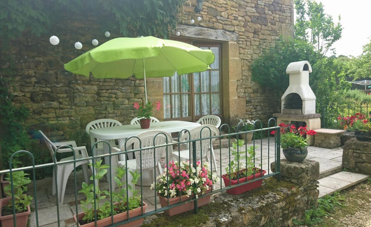 La Libellule&Le Papillon gites at Les Leroux, near Frayssinet-le-Gélat Extérieur photo